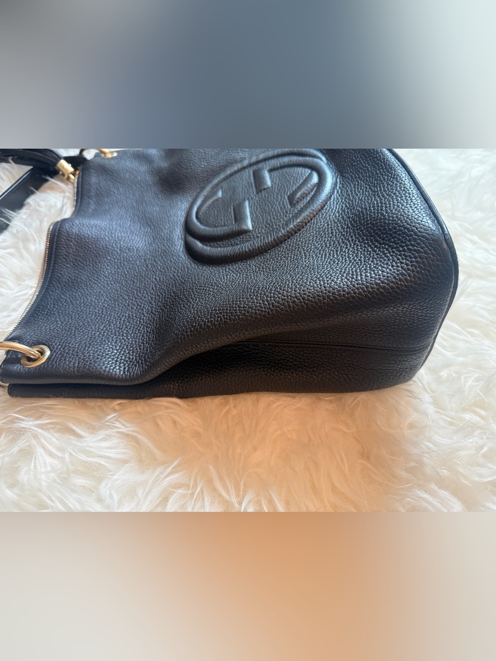 Gucci Black Pebbled Leather Shoulder Bag with Tassel - Picture 6 of 11
